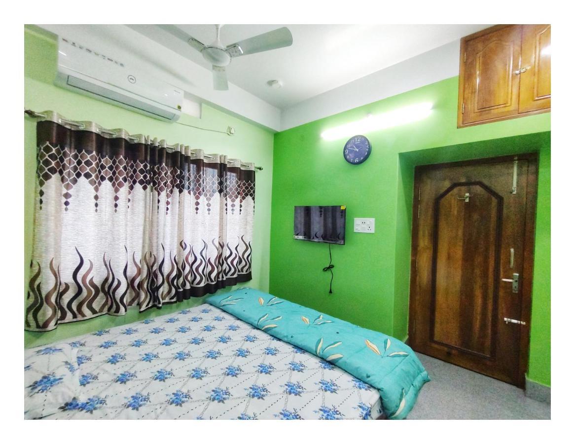 Ujjayanta Homestay Агартала Экстерьер фото